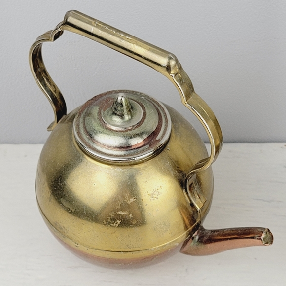 Antique 1930s Miniature Registered Design Brass & Copper Teapots - Picture 5 of 16